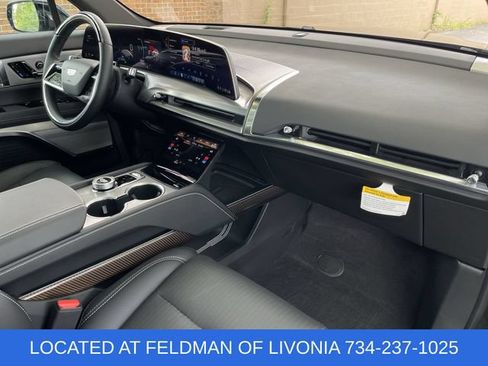 Used 2026 Cadillac Vistiq Sport w/ LPO, Floor Liner Package AWD/4WD image 29
