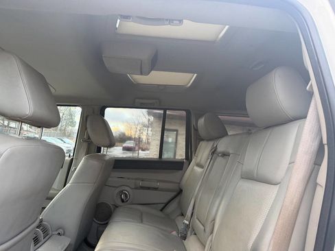 Used 2006 Jeep Commander Limited image 11