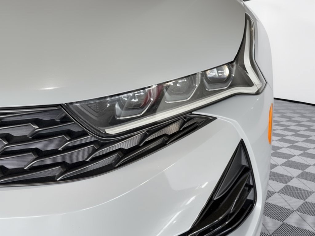 Used 2023 Kia K5 GT-Line AWD/4WD image 9