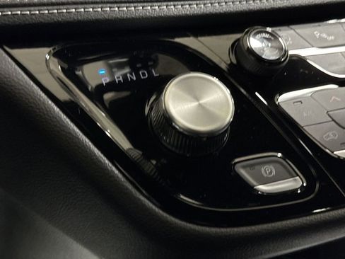 New 2026 Chrysler Pacifica Select image 15