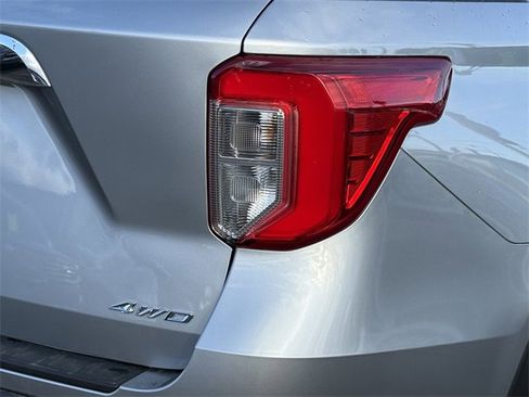 Certified 2023 Ford Explorer XLT w/ Equipment Group 202A image 31