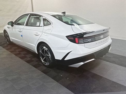 Used 2026 Hyundai Sonata SEL FWD image 3