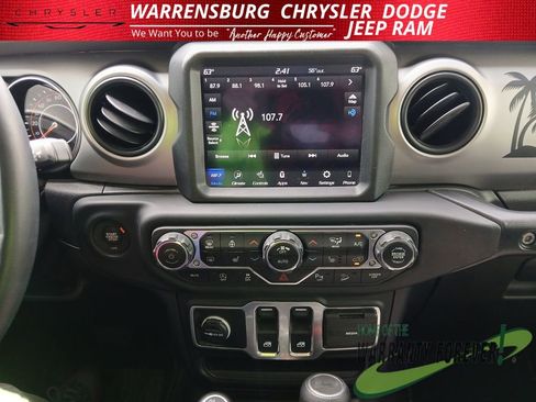 Used 2021 Jeep Wrangler Sport image 22