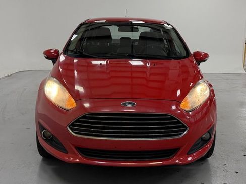 Used 2014 Ford Fiesta SE w/ Equipment Group 201B image 6