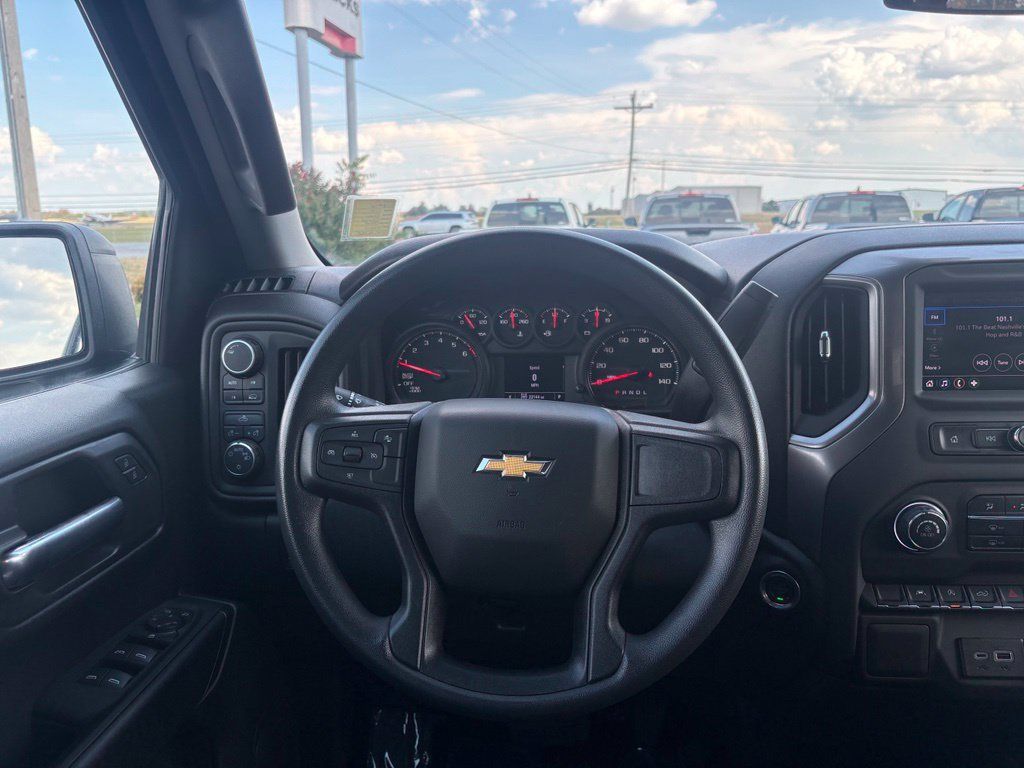 Used 2025 Chevrolet Silverado 1500 Custom AWD/4WD image 21