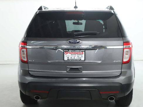 Used 2013 Ford Explorer XLT AWD/4WD image 46