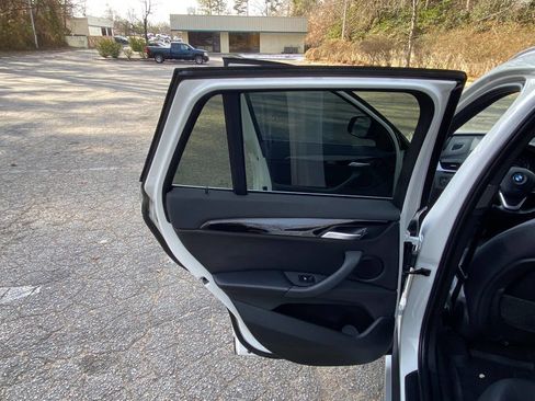 Used 2018 BMW X1 sDrive28i image 40