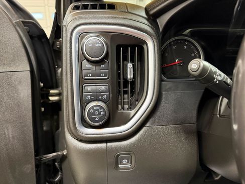 Used 2022 Chevrolet Silverado 2500 High Country w/ Safety Package II AWD/4WD image 15