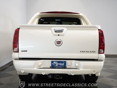 Used 2009 Cadillac Escalade EXT image 27