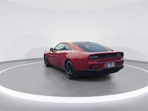 Used 2024 Dodge Charger R/T w/ Plus Group image 7