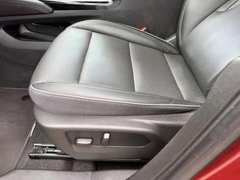 Used 2023 Buick Envision Essence FWD image 21