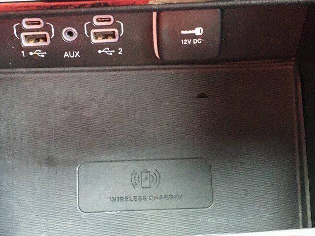 Used 2023 Jeep Grand Cherokee Altitude AWD/4WD image 18