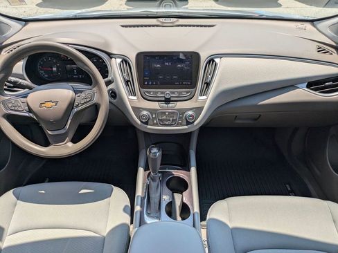Used 2020 Chevrolet Malibu LS FWD image 17