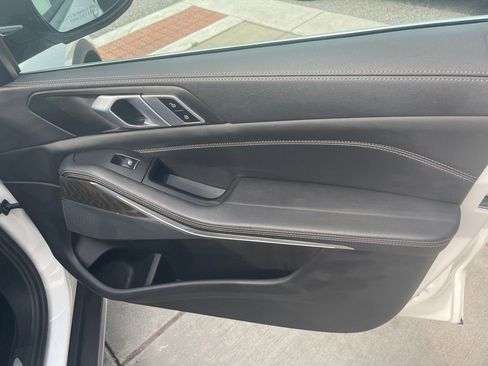 Used 2023 BMW X5 xDrive40i w/ Premium Package image 18