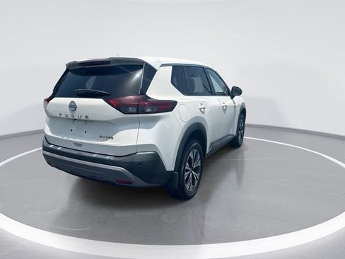 Used 2022 Nissan Rogue SV AWD/4WD image 5