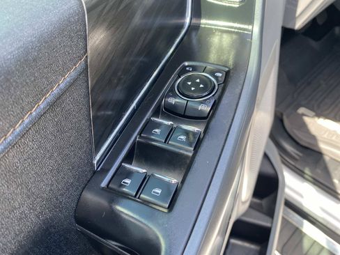 Used 2024 Ford F150 Lariat w/ Equipment Group 502A High AWD/4WD image 18