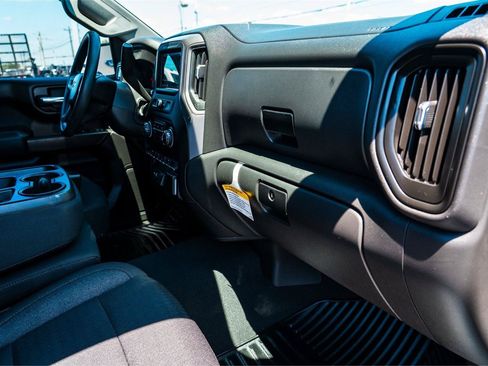 Used 2022 Chevrolet Silverado 1500 Custom RWD image 26