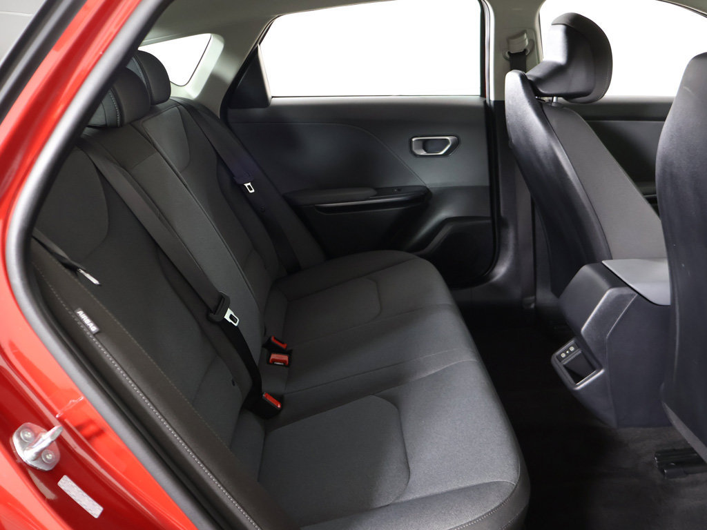 Used 2025 Kia K4 FWD image 31
