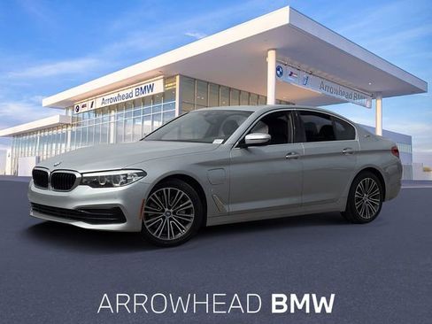Used 2019 BMW 530e w/ Convenience Package RWD image 1