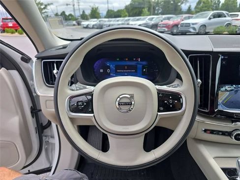 Used 2023 Volvo XC60 T8 Ultimate AWD/4WD image 30