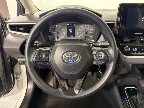 Used 2024 Toyota Corolla LE FWD image 14
