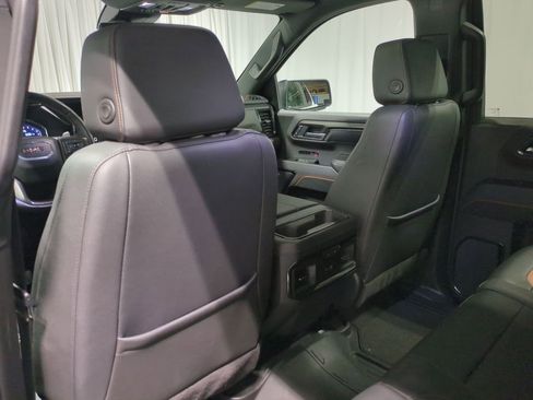 Used 2023 GMC Sierra 1500 AT4 w/ AT4 Preferred Package image 21