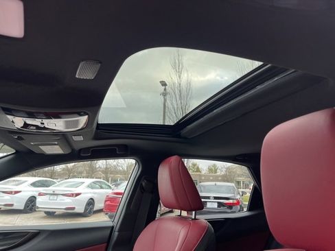 Used 2022 Lexus NX 350 350h Base w/ Towing Package (2000 Lbs) image 15