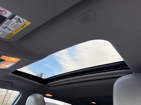 Used 2018 Toyota Highlander XLE image 13