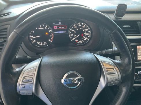 Used 2018 Nissan Altima 2.5 SL FWD image 6