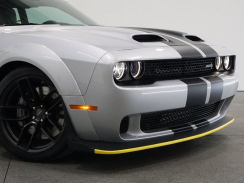 Used 2023 Dodge Challenger SRT Hellcat image 3