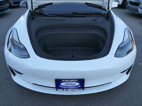Used 2023 Tesla Model 3 Standard Range image 26