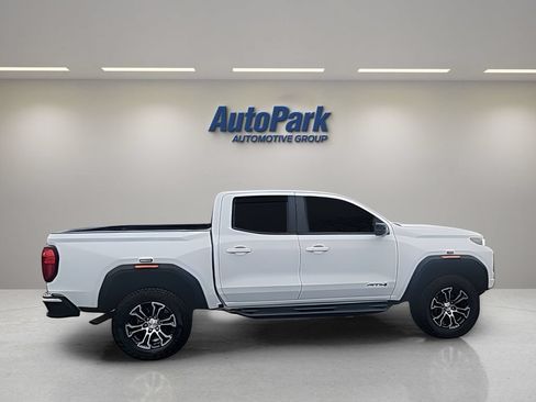 Used 2023 GMC Canyon AT4 AWD/4WD image 8