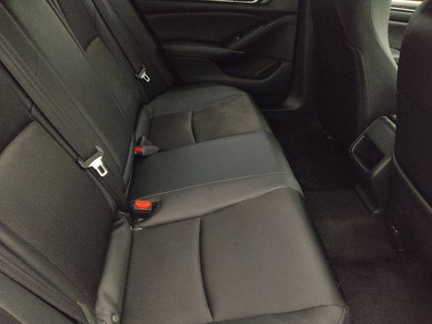 Used 2019 Honda Accord Sport image 19