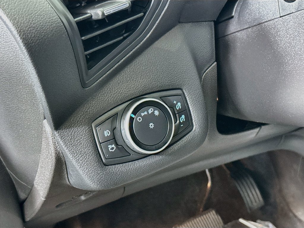 Used 2016 Ford Escape SE w/ Equipment Group 201A AWD/4WD image 10