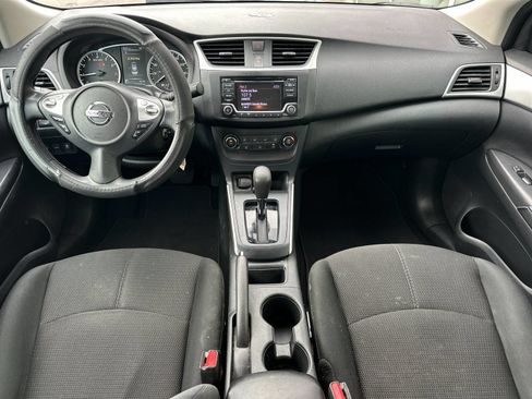 Used 2018 Nissan Sentra S w/ S Midnight Style Package FWD image 12