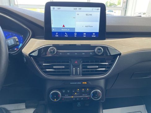 Used 2022 Ford Escape Titanium w/ Titanium Elite Package AWD/4WD image 12