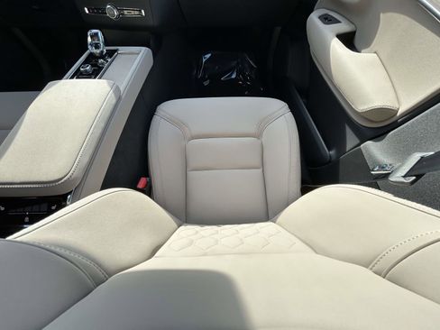 New 2026 Volvo XC90 T8 Plus image 16