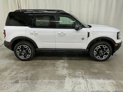 New 2025 Ford Bronco Sport Outer Banks w/ Outer Banks Tech Package+ image 2