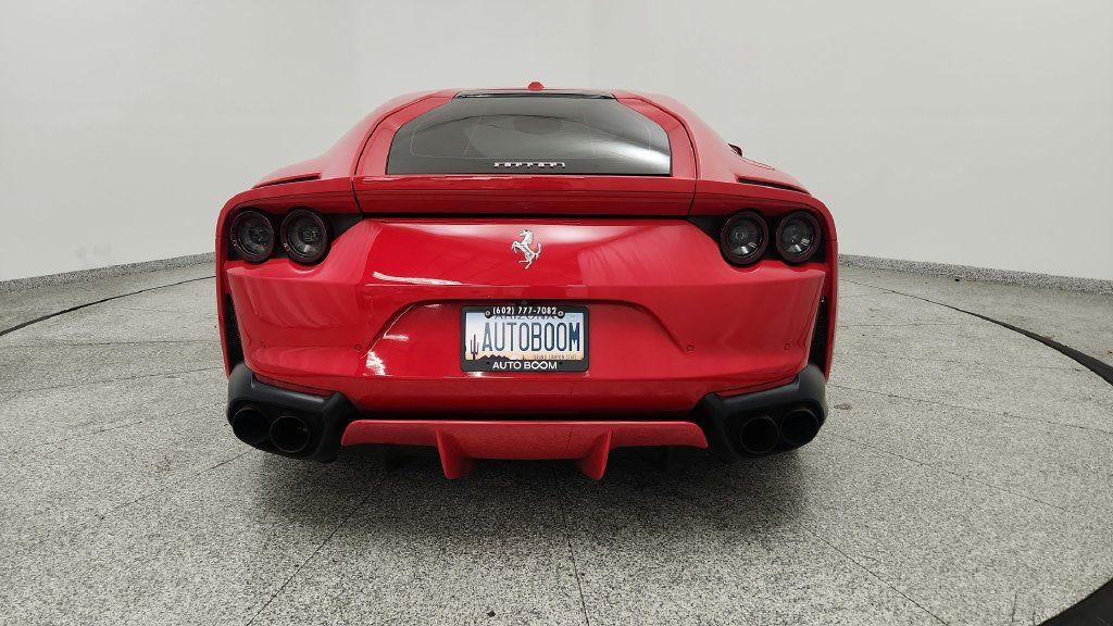Used 2018 Ferrari 812 Superfast RWD image 20