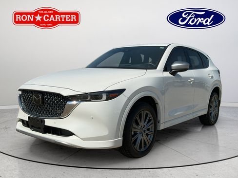 Used 2024 MAZDA CX-5 Signature AWD/4WD image 3