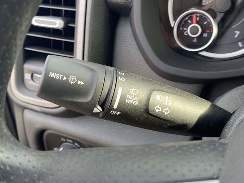 Used 2025 RAM 2500 Tradesman image 27