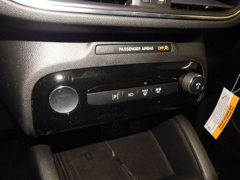 New 2025 Ford Escape SE w/ PHEV Premium Package image 23