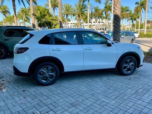New 2026 Honda HR-V LX image 6