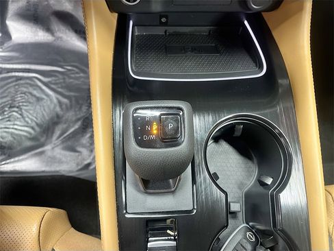 Used 2023 Nissan Rogue Platinum w/ Platinum Premium Package image 17