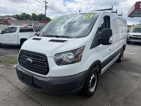 Used 2018 Ford Transit 150 130 Low Roof RWD image 3