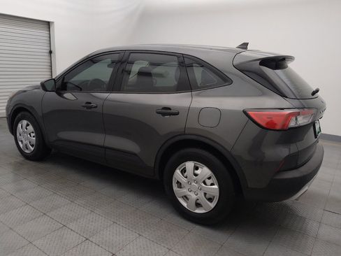 Used 2020 Ford Escape S image 3