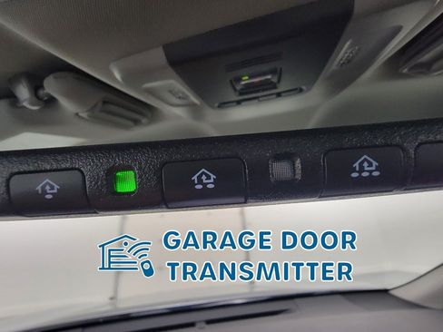 Used 2020 Toyota Camry XLE FWD image 27