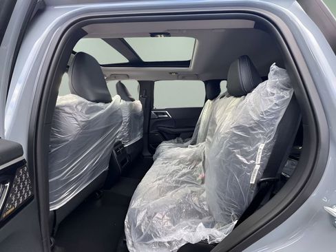 New 2026 Mitsubishi Outlander SE AWD/4WD image 19