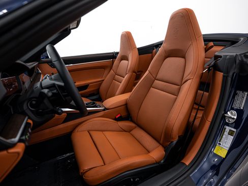 New 2026 Porsche 911 Carrera 4S image 5