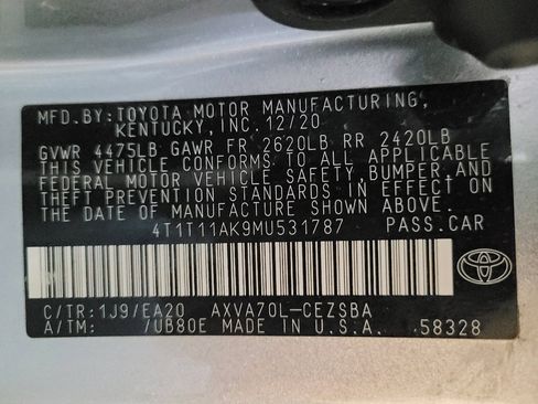 Used 2021 Toyota Camry SE w/ Cold Weather Package FWD image 33